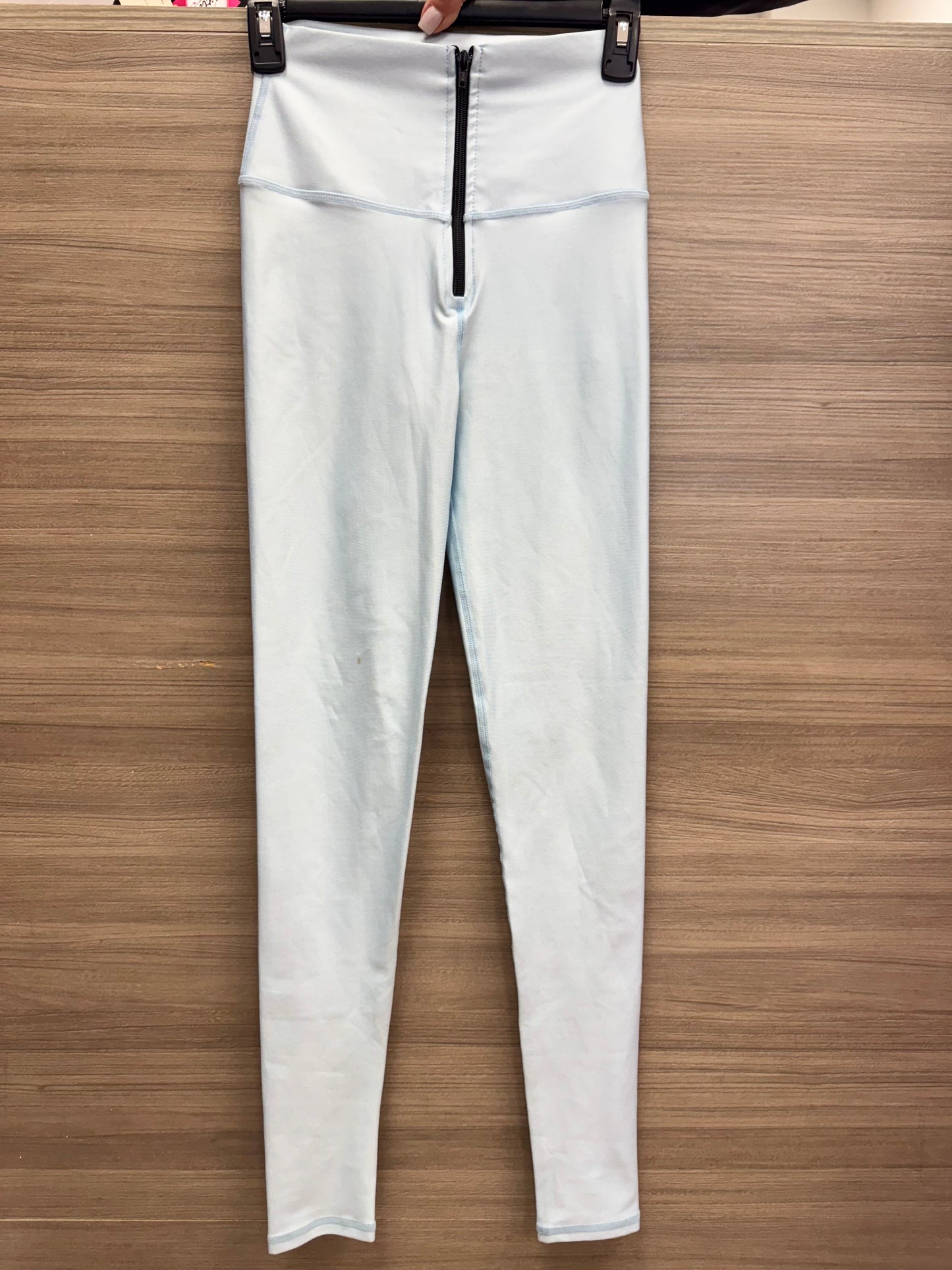 LEGGINGS EFECTO CUERO CON CIERRE