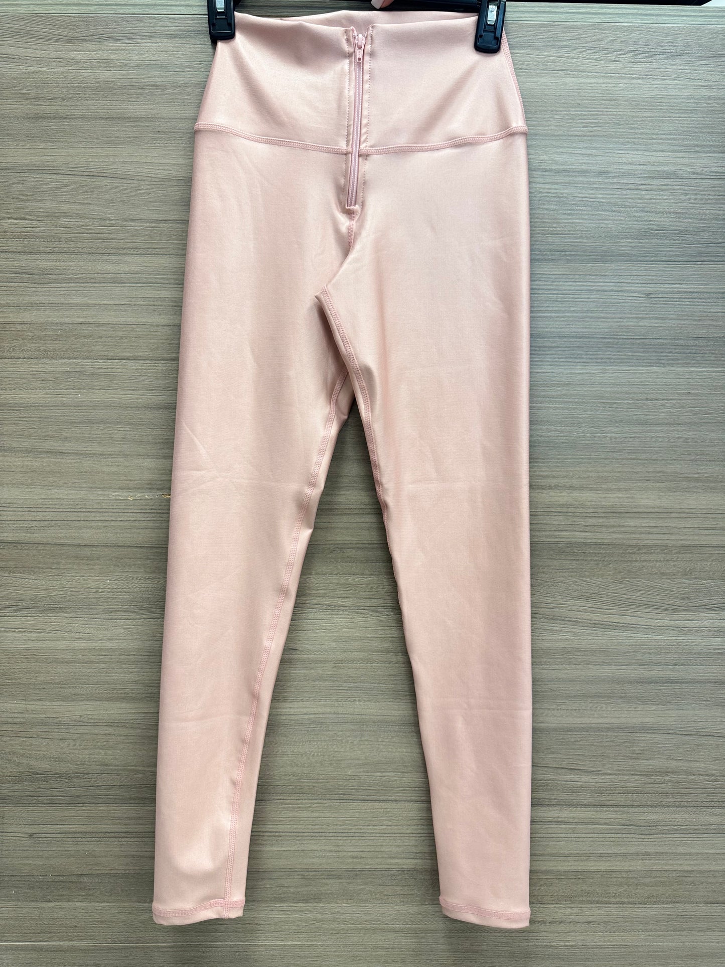 LEGGINGS EFECTO CUERO CON CIERRE