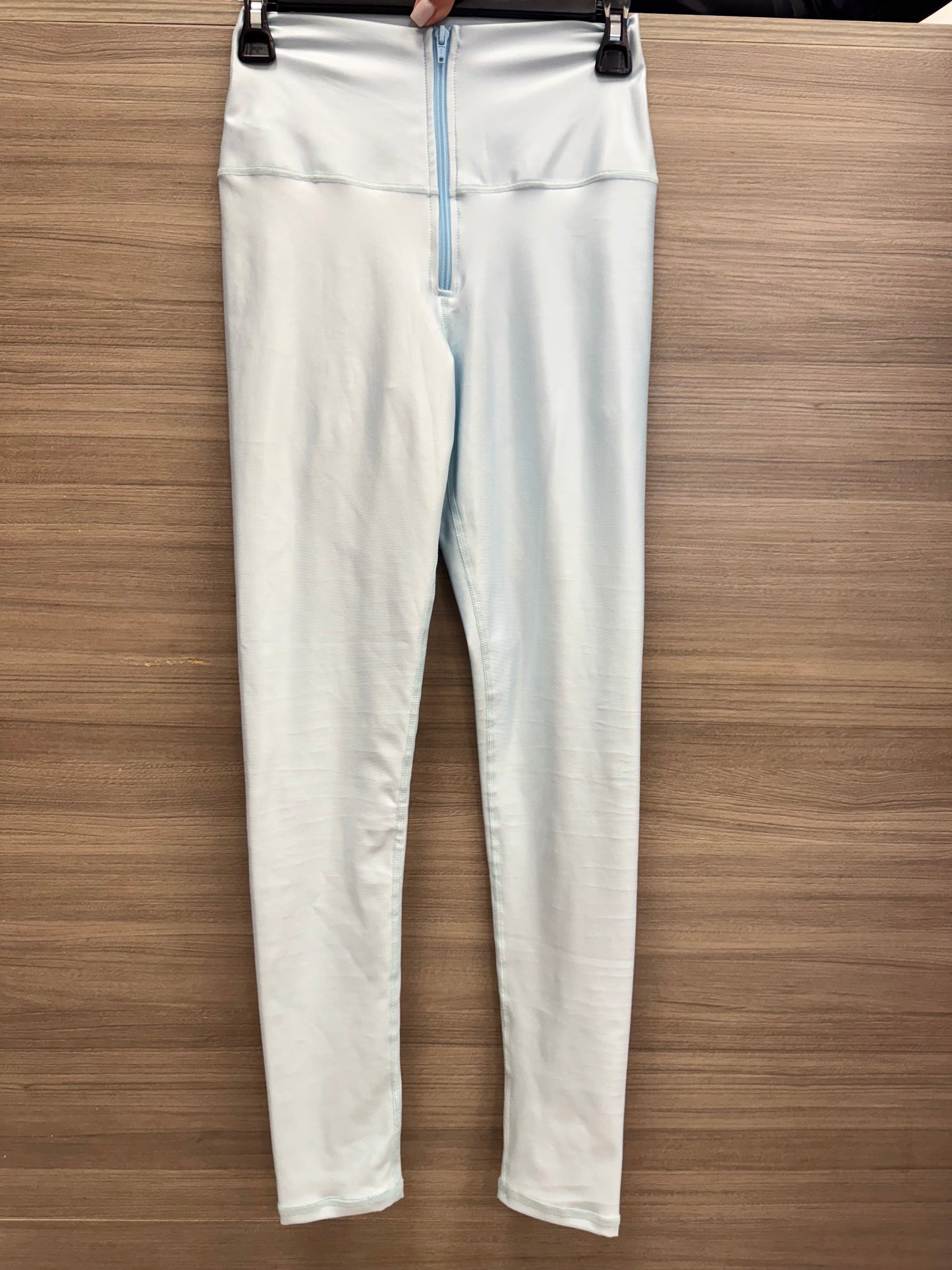 LEGGINGS EFECTO CUERO CON CIERRE