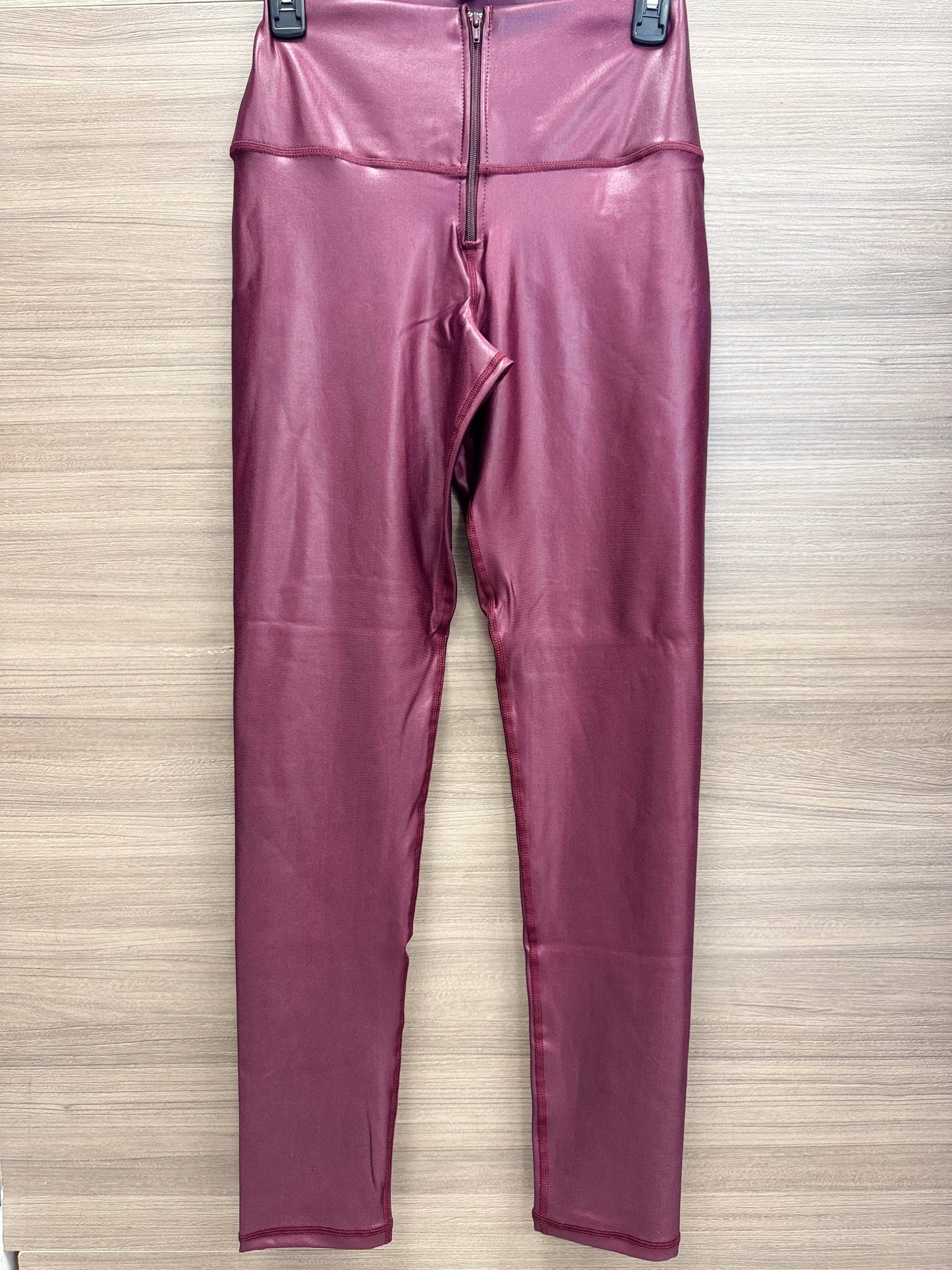 LEGGINGS EFECTO CUERO CON CIERRE
