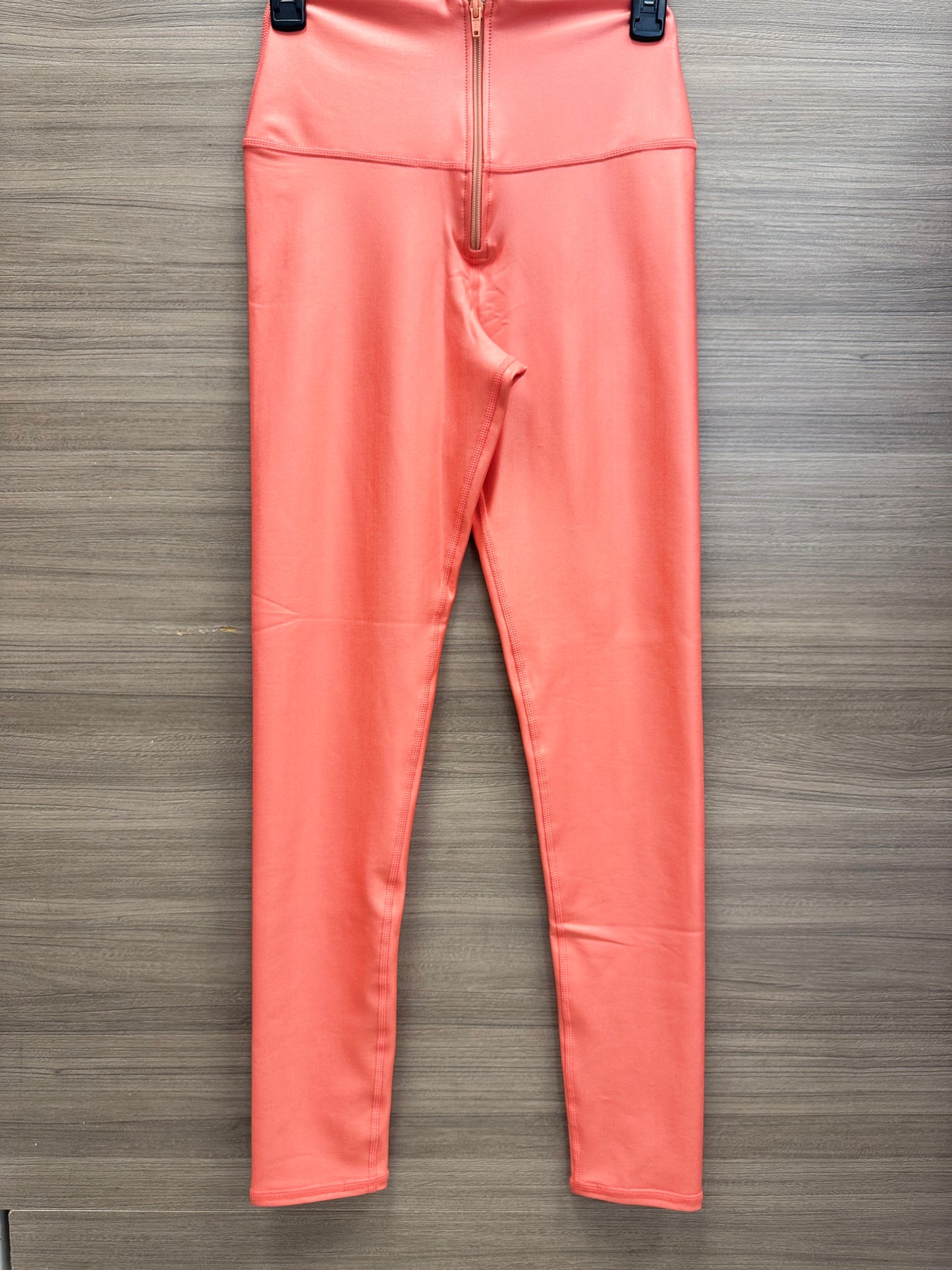 LEGGINGS EFECTO CUERO CON CIERRE